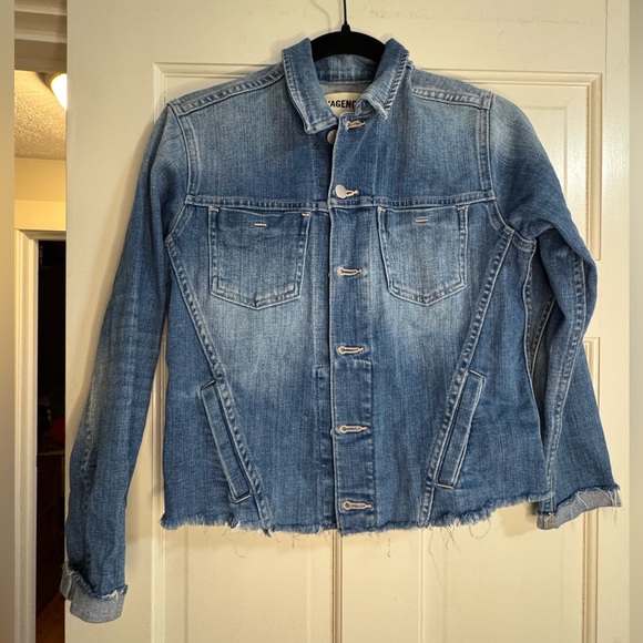 L'AGENCE Janelle Blue Denim Jacket - Picture 2 of 3